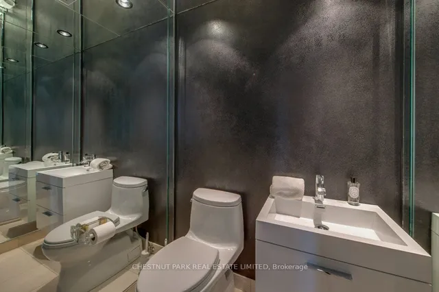 Additional property image - 4 Lowther Ave Unit 505