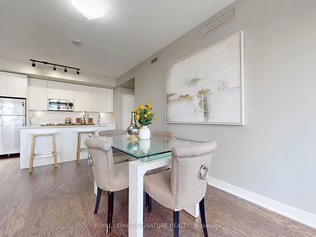 Additional property image - 1815 Yonge St Unit 405