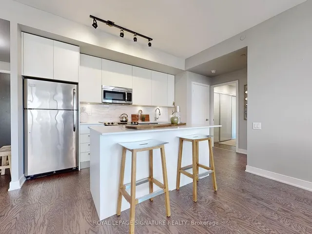 Additional property image - 1815 Yonge St Unit 405