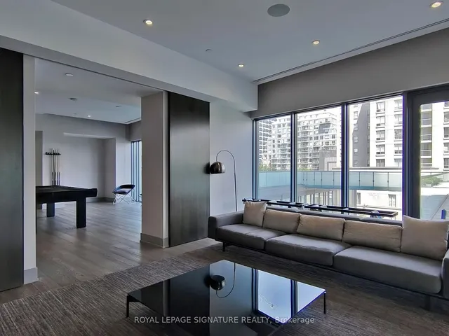 Additional property image - 1815 Yonge St Unit 405