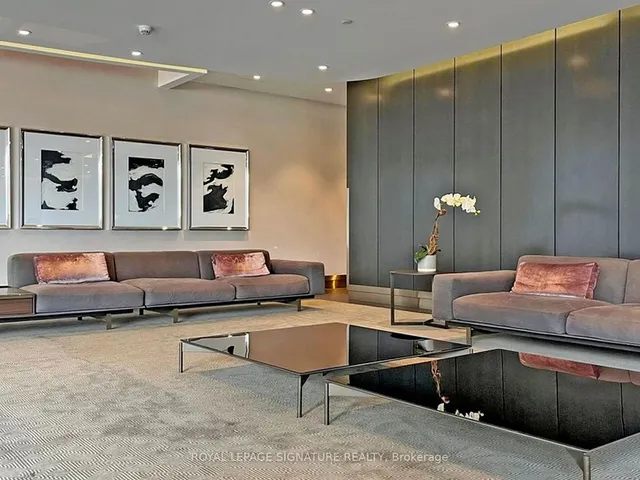 Additional property image - 1815 Yonge St Unit 405