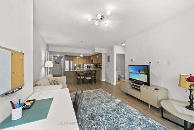 Additional property image - 8 Scollard St Unit 1410