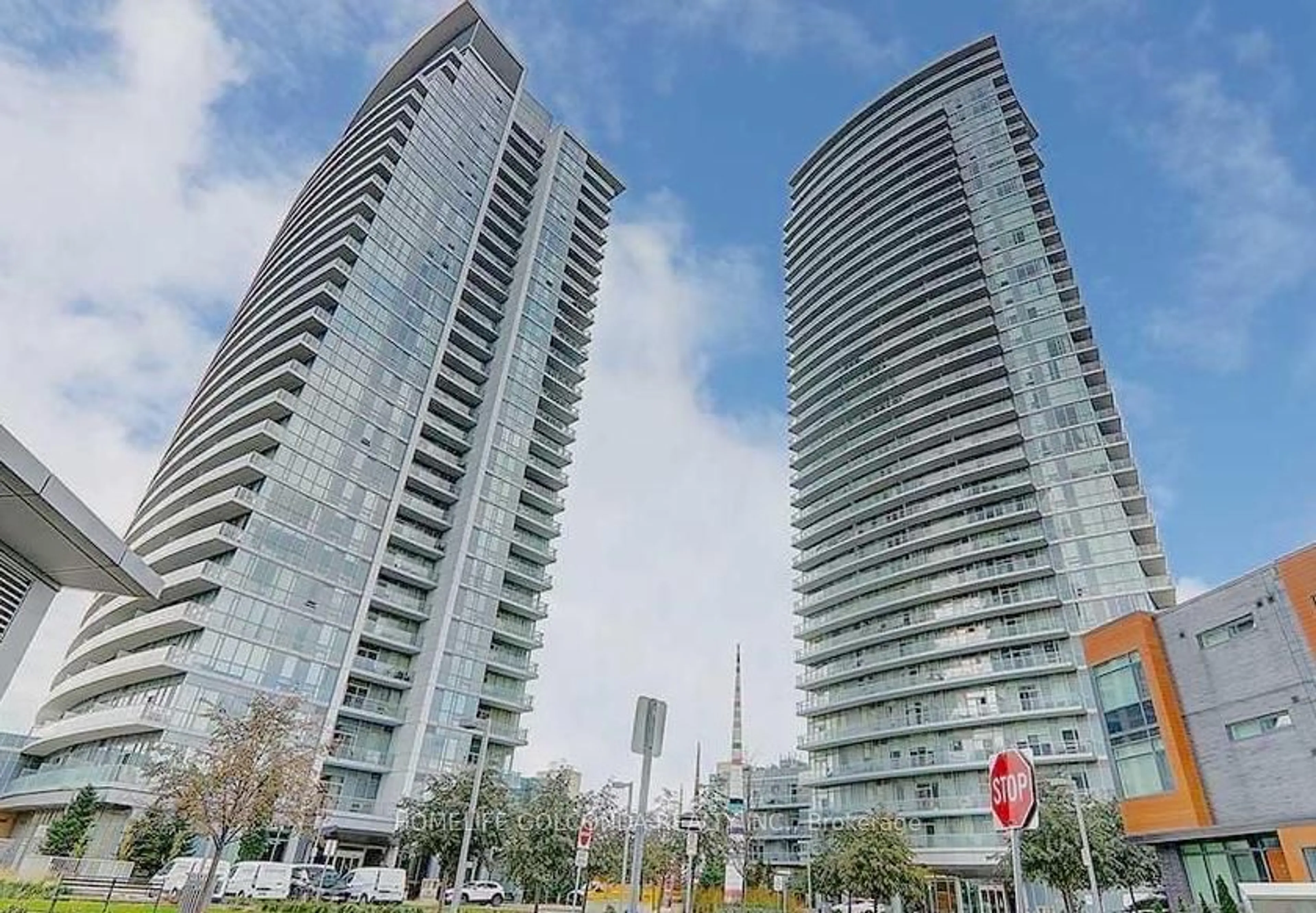 A pic from exterior of the house or condo for 70 Forest Manor Rd #1505, Toronto Ontario M2J 0A9