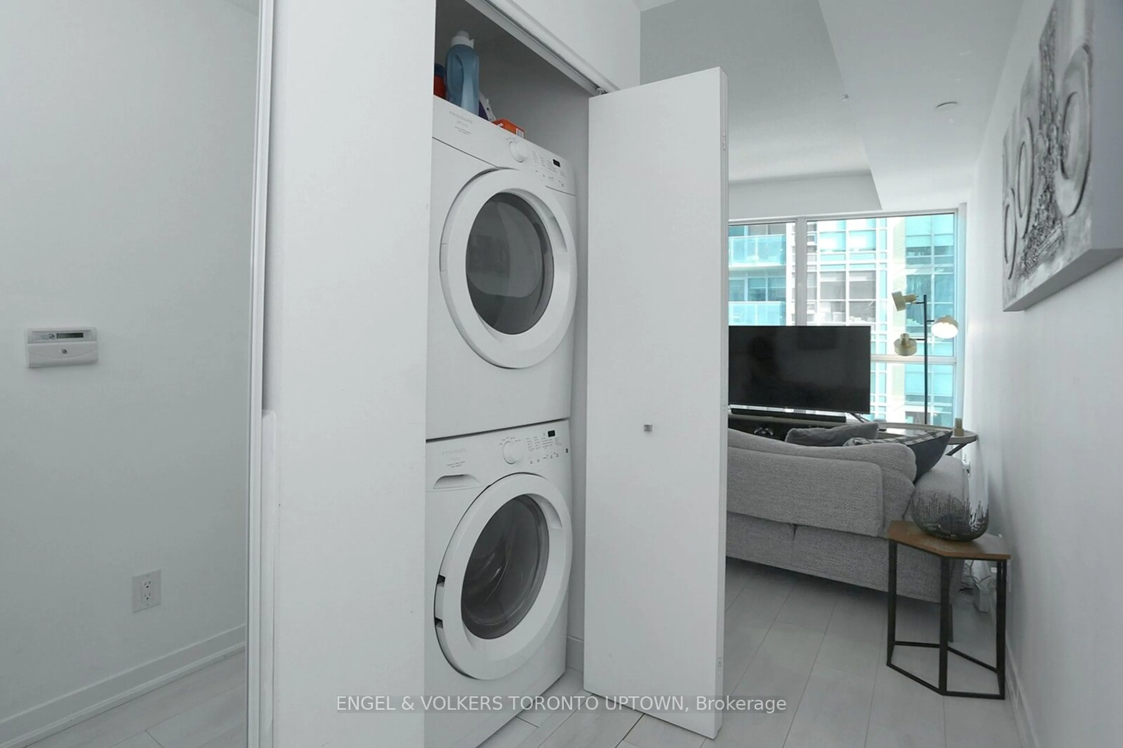 Laundry room for 150 East Liberty St #1004, Toronto Ontario M6K 3R5