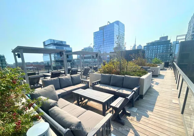 Additional property image - 120 Parliament St Unit 1405
