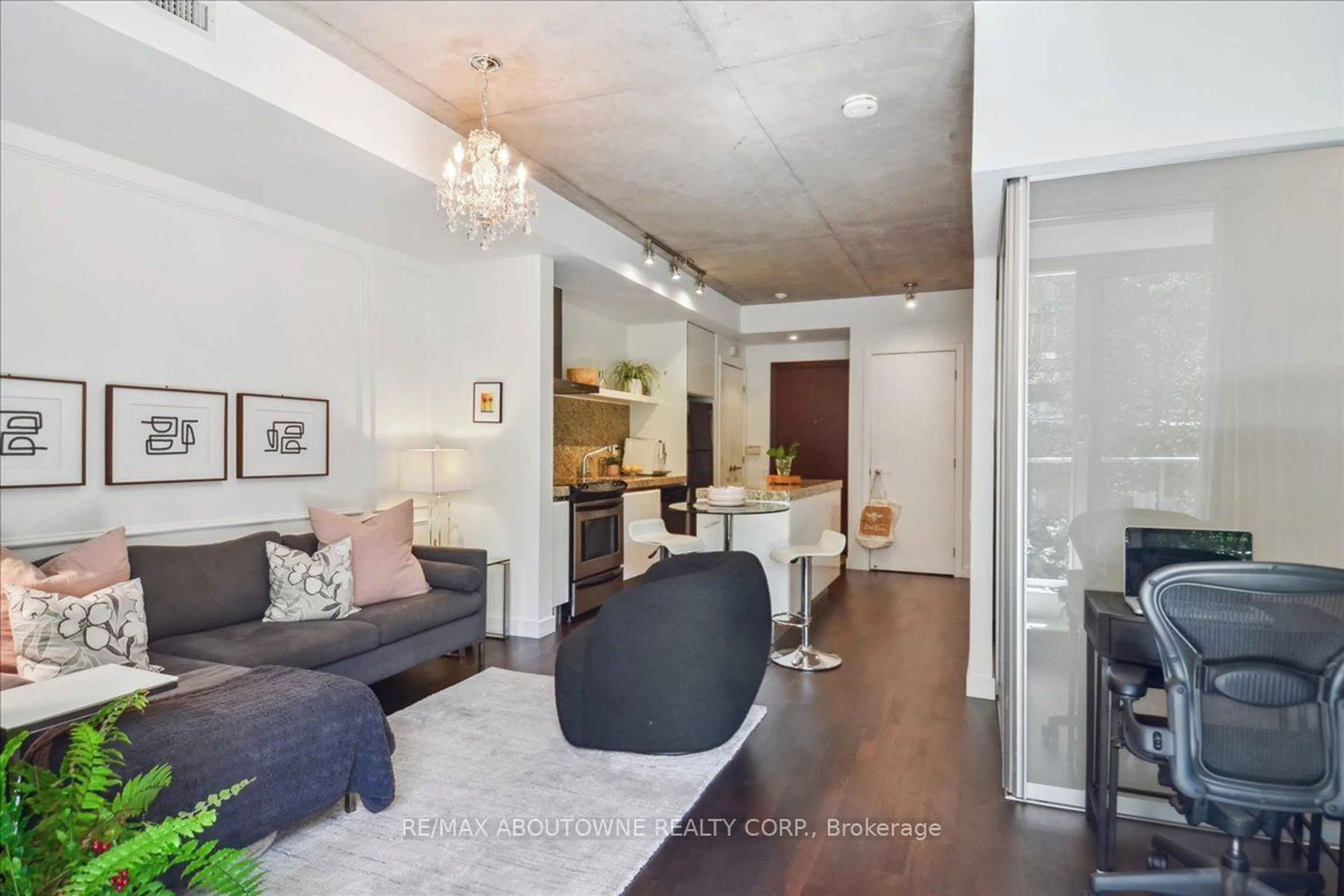 Living room for 75 Portland St #326, Toronto Ontario M5V 2M9