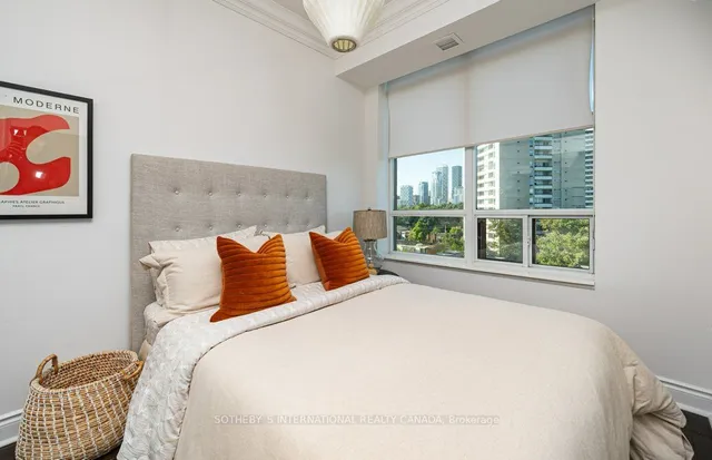 Additional property image - 319 Merton St Unit 716