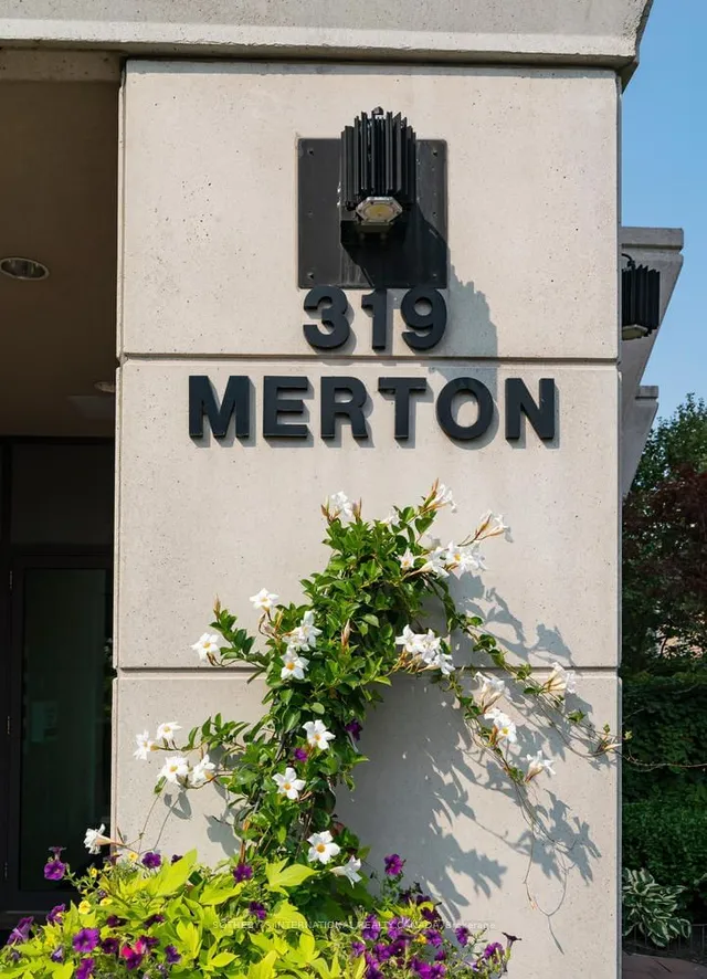 Additional property image - 319 Merton St Unit 716