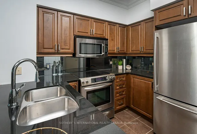 Additional property image - 319 Merton St Unit 716