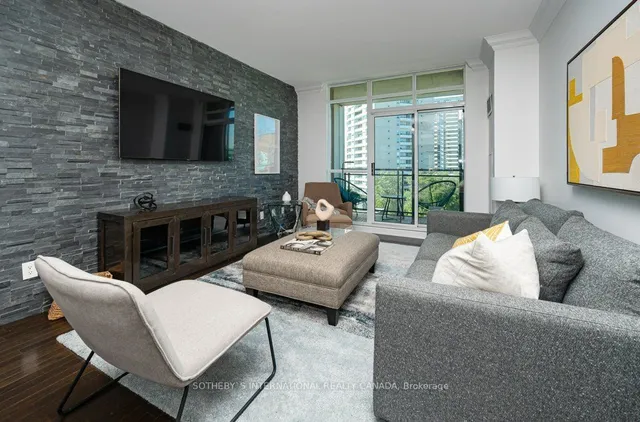 Additional property image - 319 Merton St Unit 716
