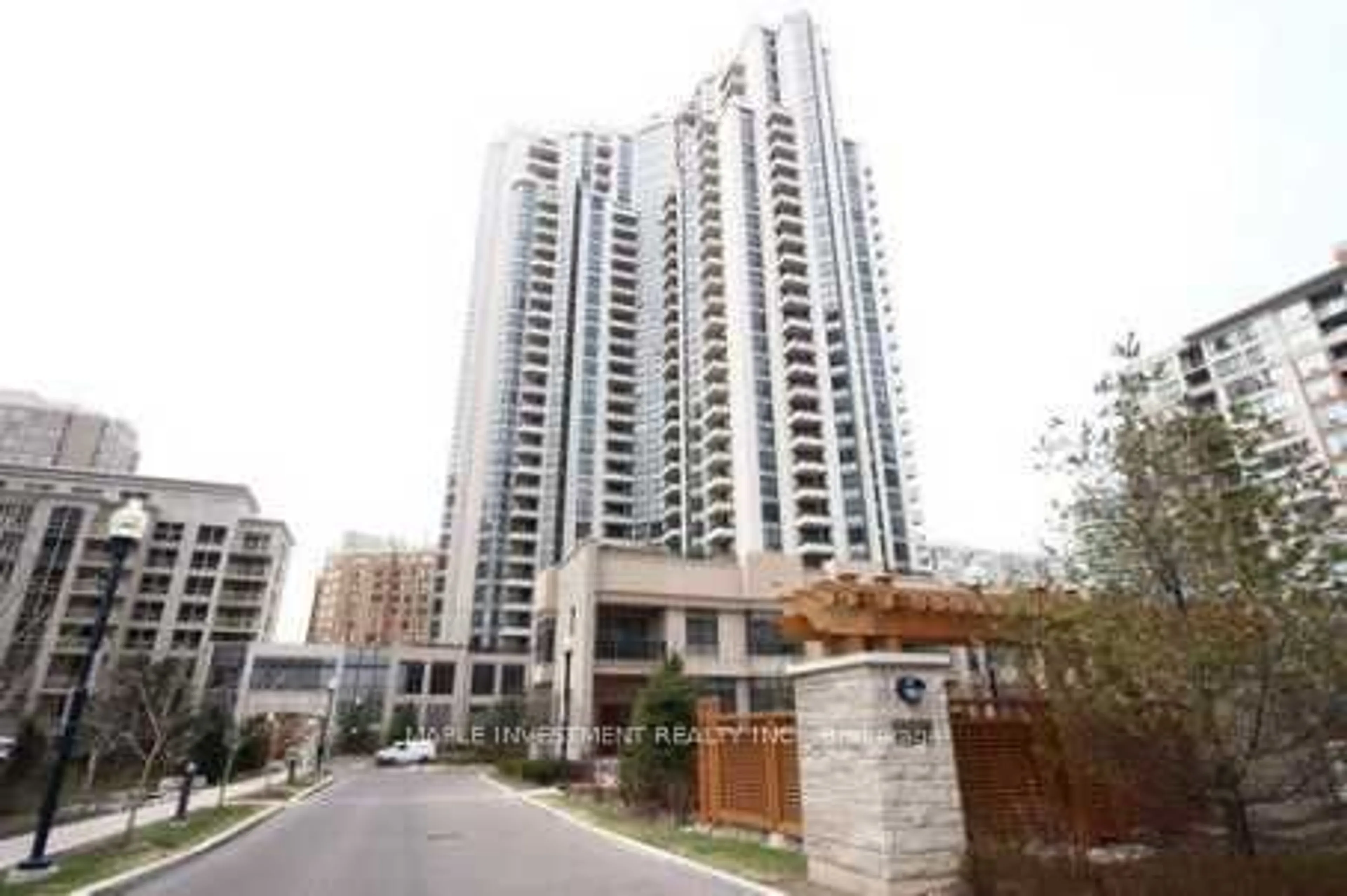 A pic from exterior of the house or condo, the street view for 500 Doris Ave #2526, Toronto Ontario M2N 0C1