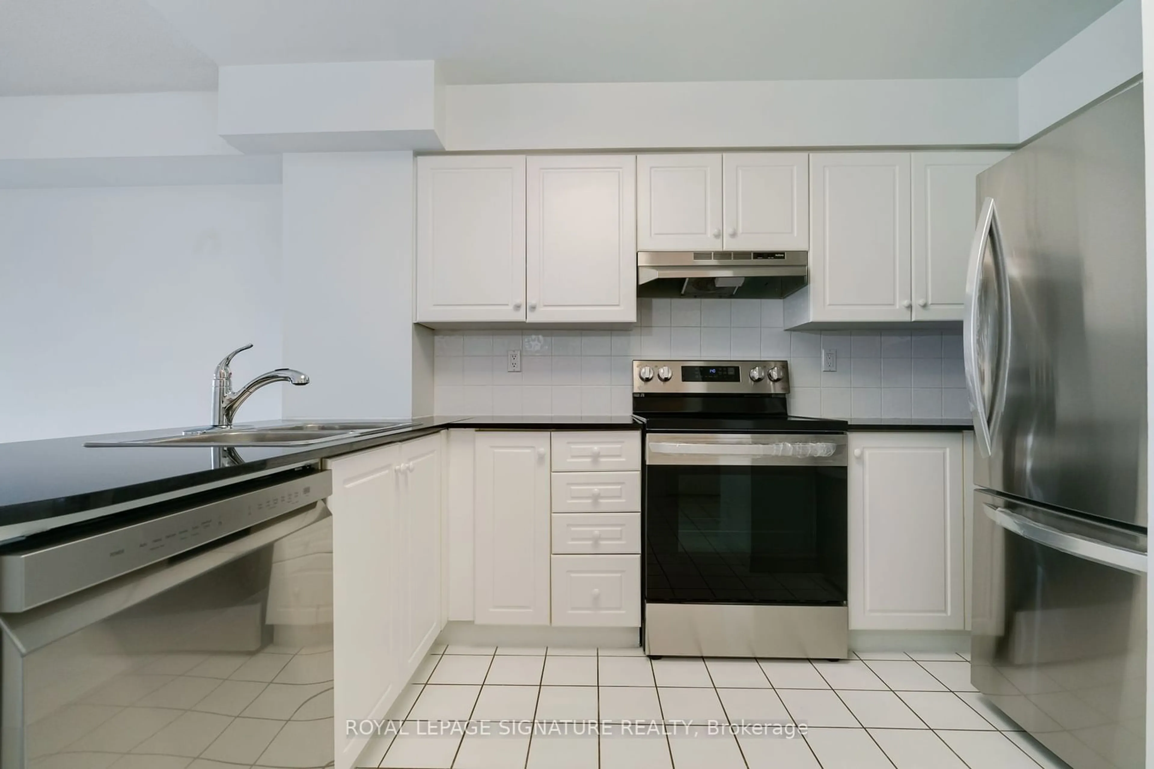 Standard kitchen, not visible floor, cottage for 1720 Eglinton Ave #503, Toronto Ontario M4A 1J7