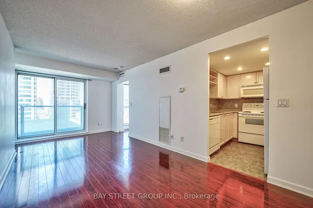 Additional property image - 8 Park Rd Unit 2016