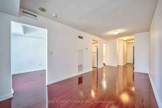 Additional property image - 8 Park Rd Unit 2016