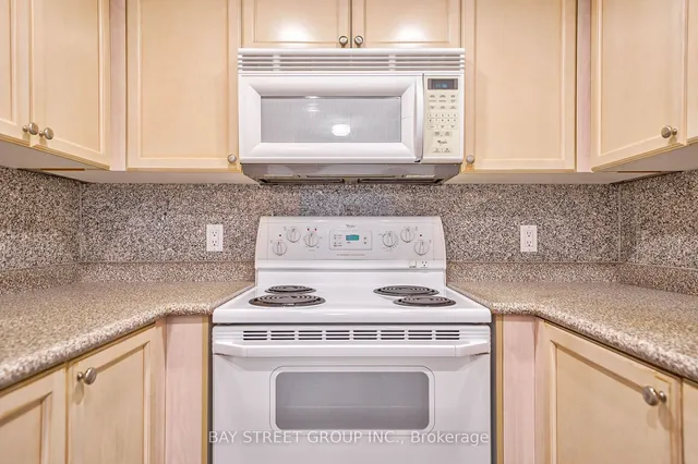 Additional property image - 8 Park Rd Unit 2016