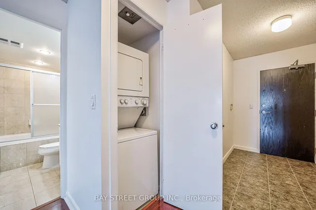 Additional property image - 8 Park Rd Unit 2016