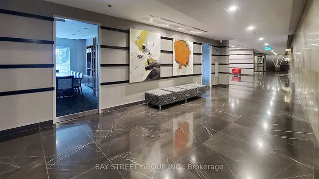 Additional property image - 8 Park Rd Unit 2016