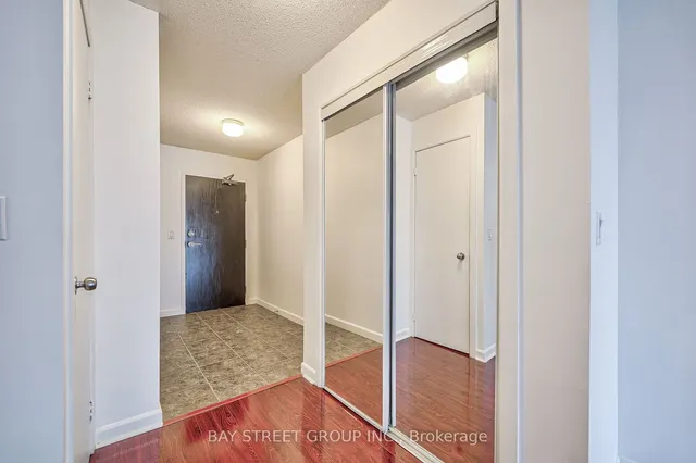 Additional property image - 8 Park Rd Unit 2016