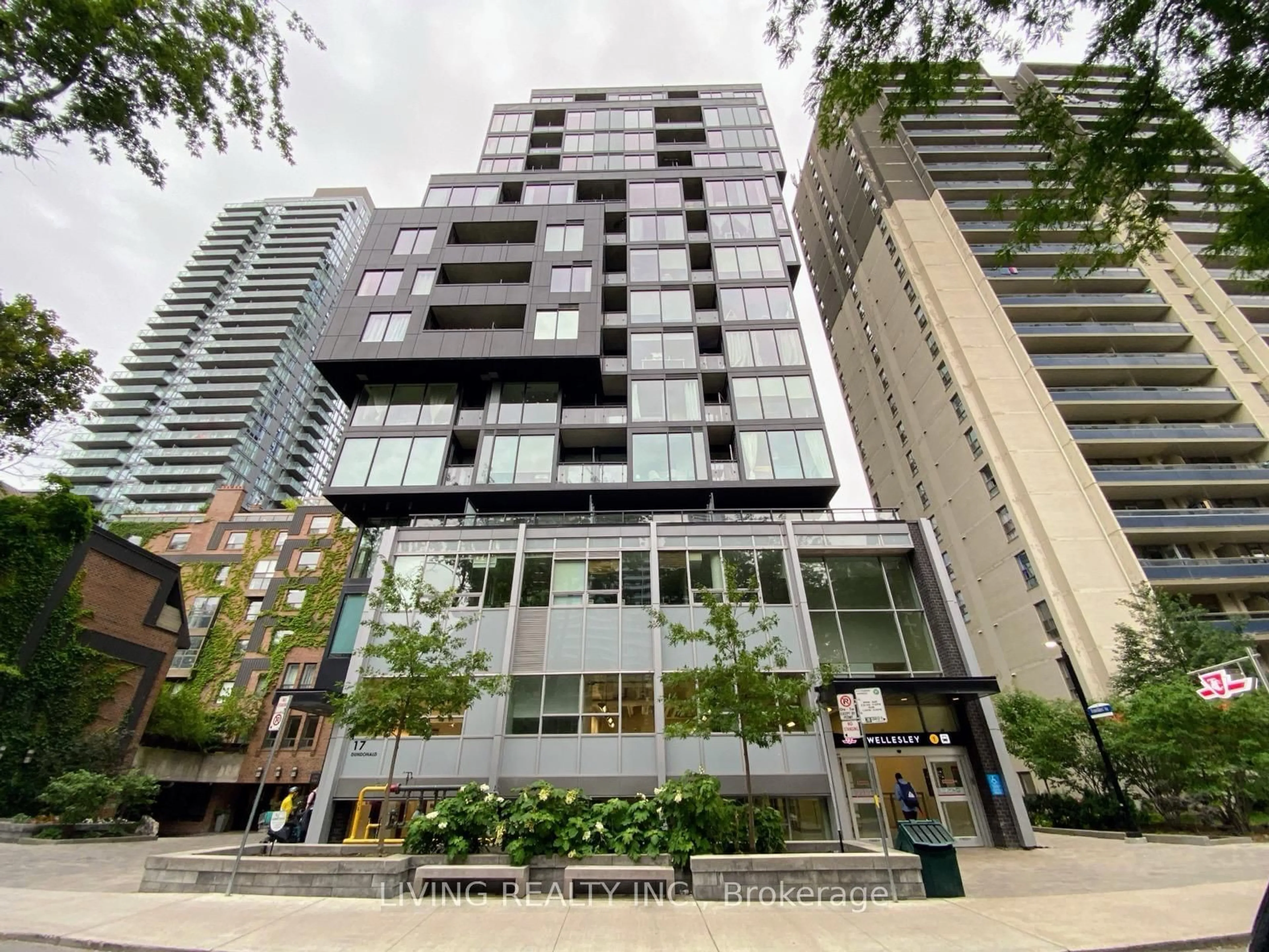 A pic from exterior of the house or condo for 17 Dundonald St #701, Toronto Ontario M4Y 0E4