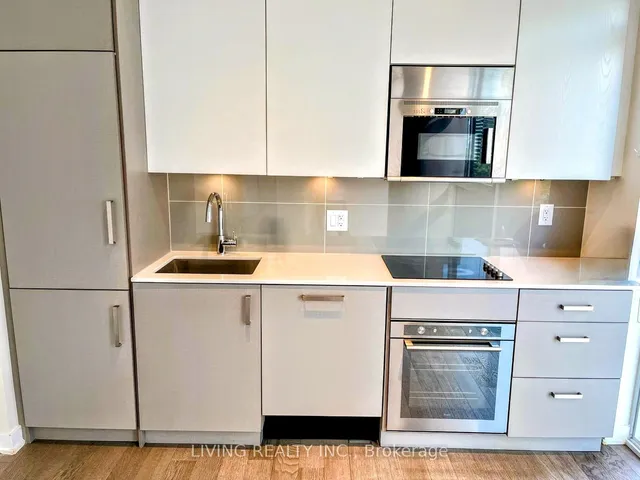 Additional property image - 17 Dundonald St Unit 701