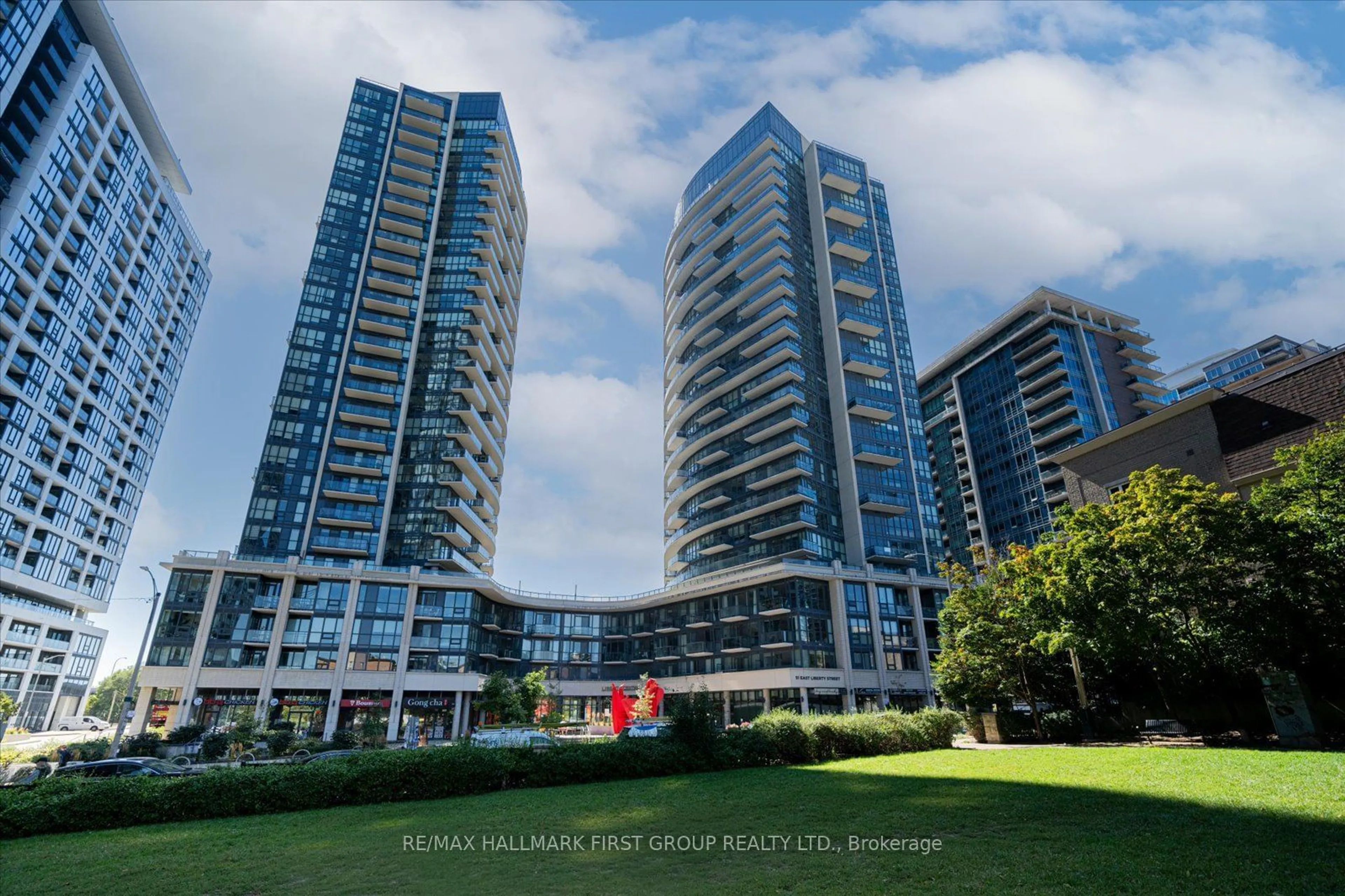 A pic from exterior of the house or condo for 51 East Liberty St #1816, Toronto Ontario M6K 3P8