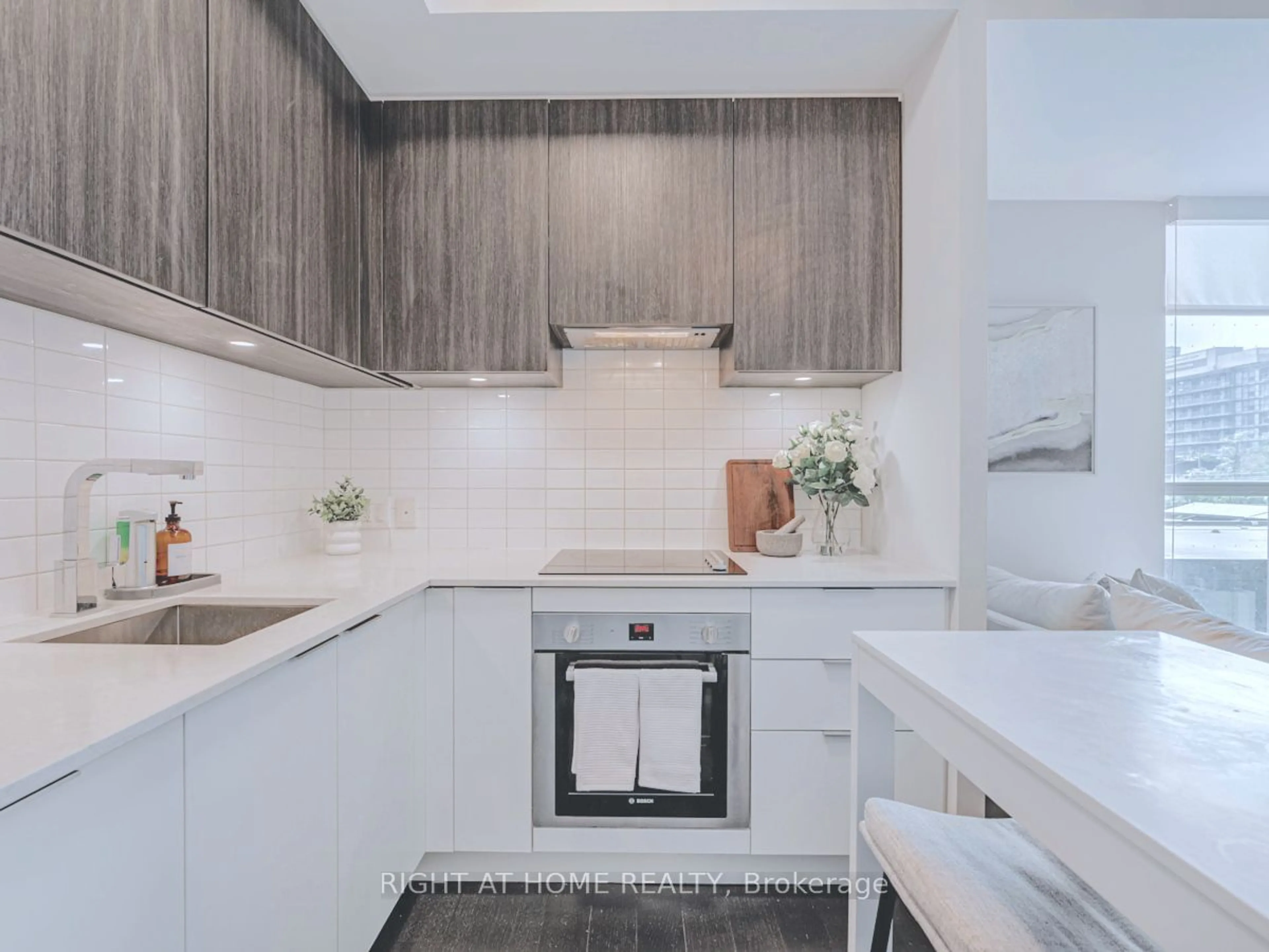 Kitchen for 120 Parliament St #405, Toronto Ontario M5A 0N6