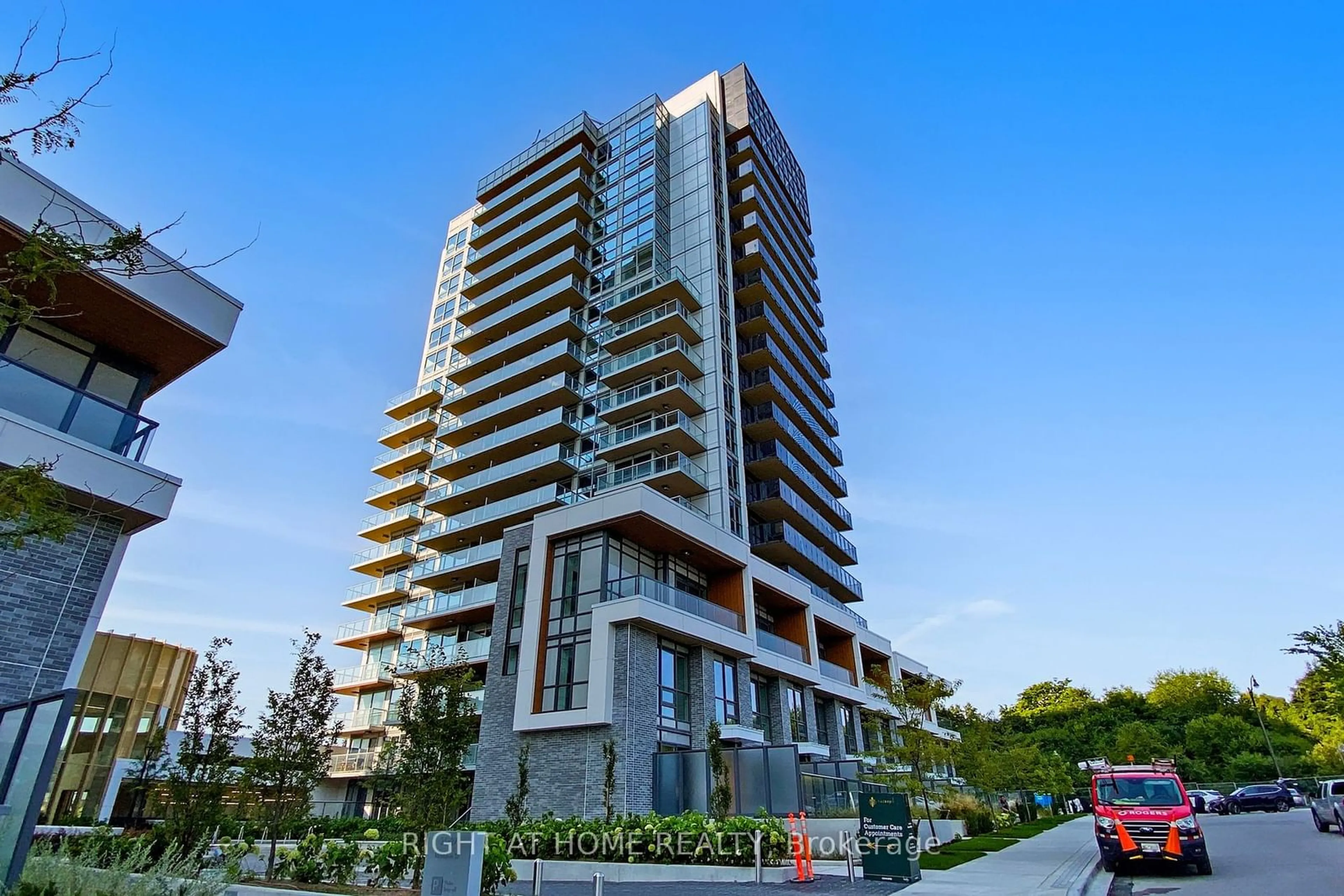 A pic from exterior of the house or condo for 25 McMahon Dr #1606, Toronto Ontario M2K 0J1