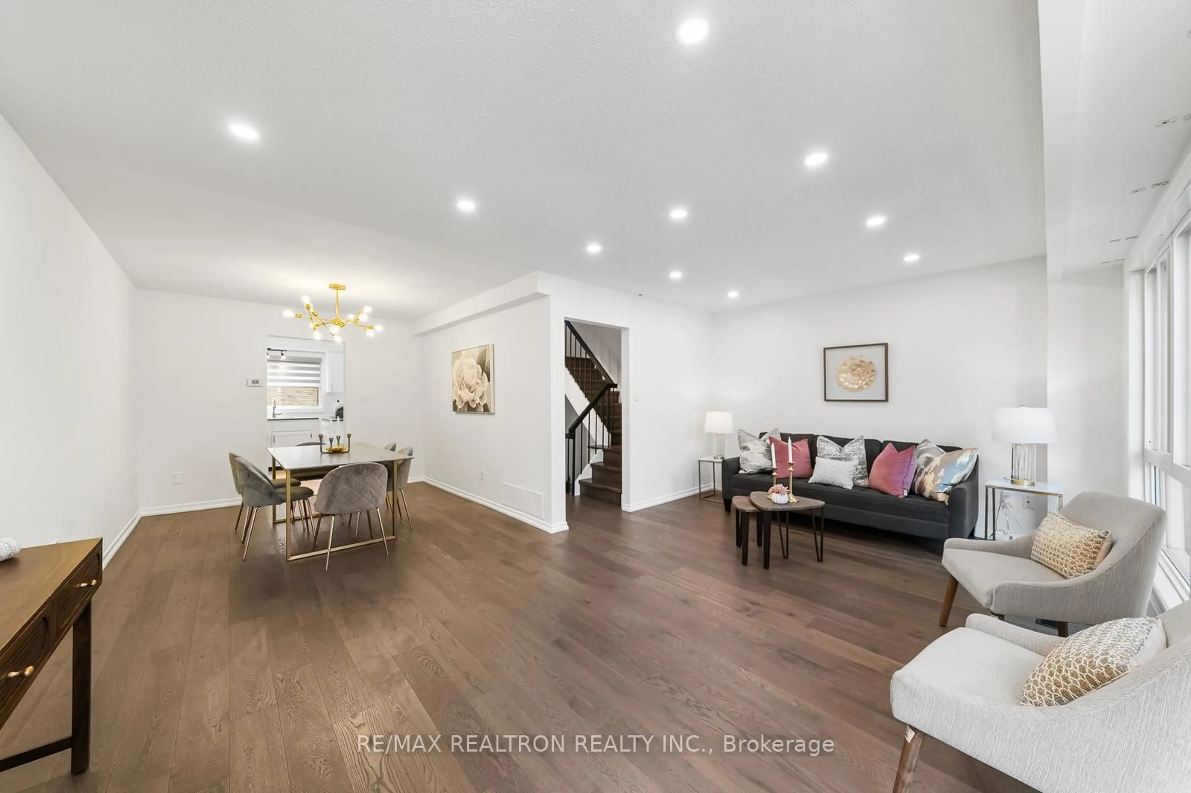 Living room, wood floors for 33 Clematis Rd, Toronto Ontario M2J 4X1