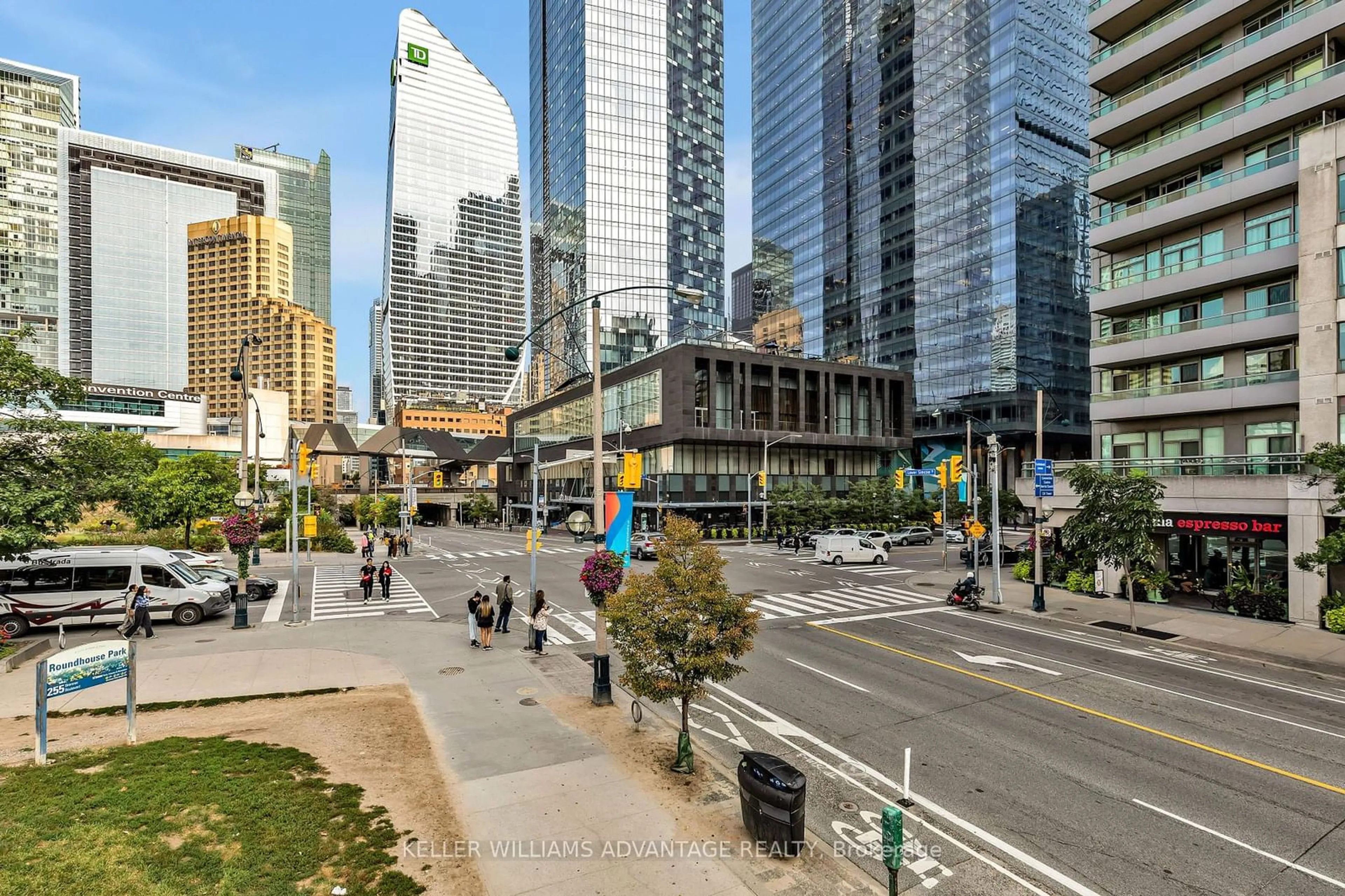 A pic from exterior of the house or condo, the street view for 51 Lower Simcoe St #516, Toronto Ontario M5J 3A2