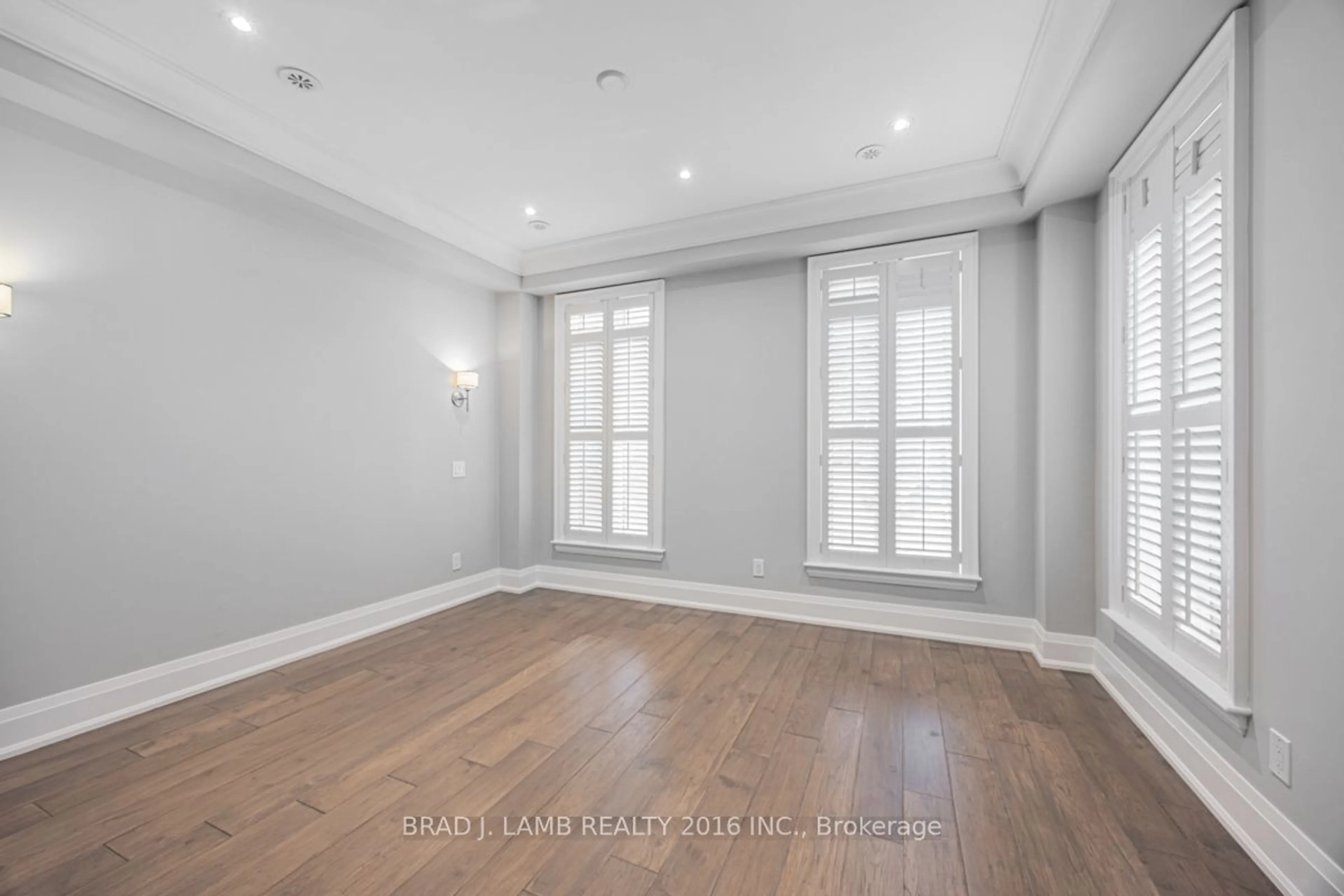 A pic of a room, wood floors for 41A BURNABY Blvd, Toronto Ontario M5N 1G3