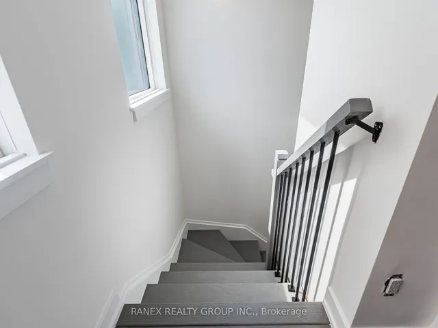 Additional property image - 851 Sheppard Ave Unit 21