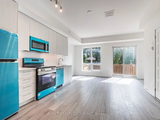 Additional property image - 851 Sheppard Ave Unit 21