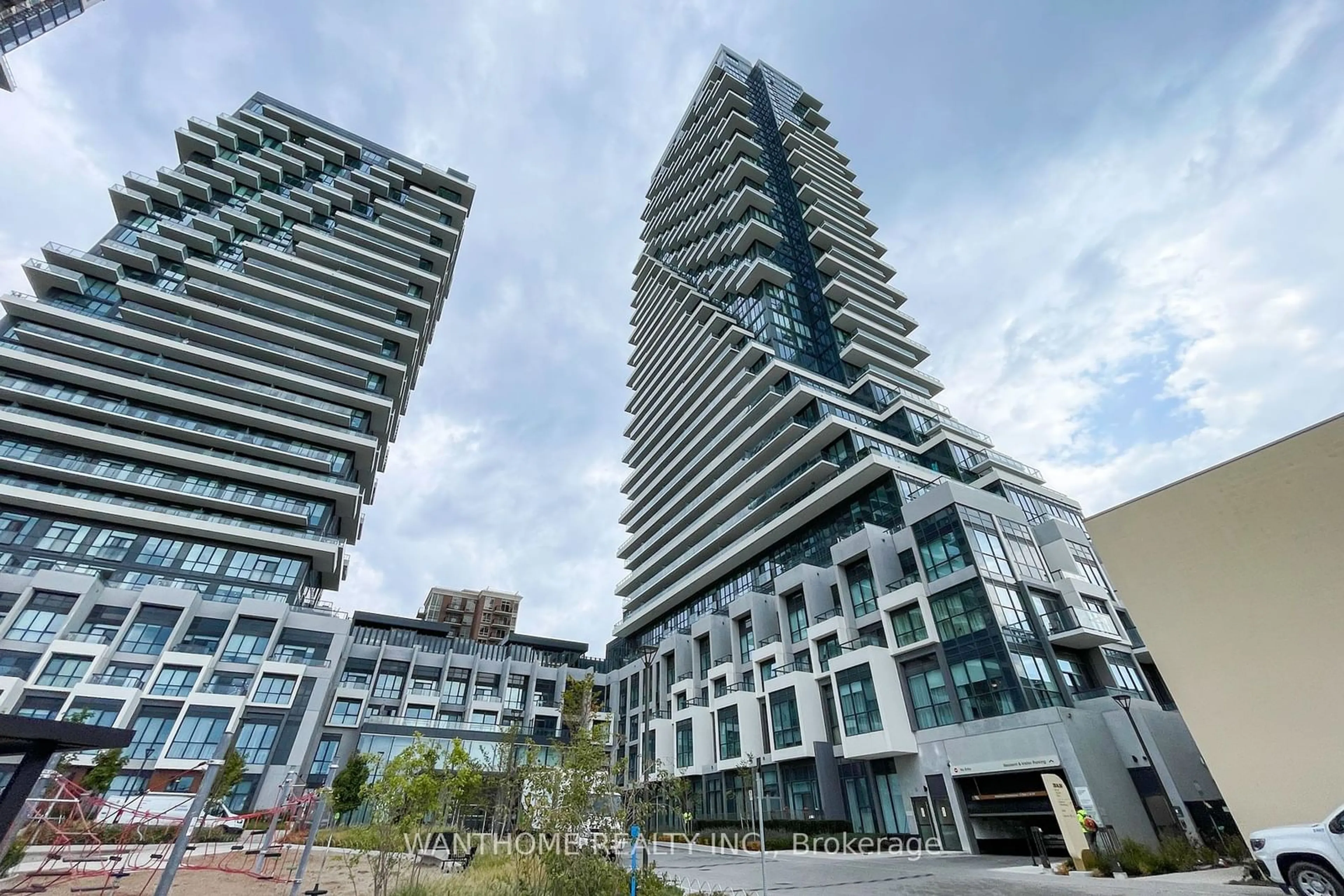 A pic from exterior of the house or condo, the front or back of building for 30 Inn On The Park Dr #1602, Toronto Ontario M3C 0P7