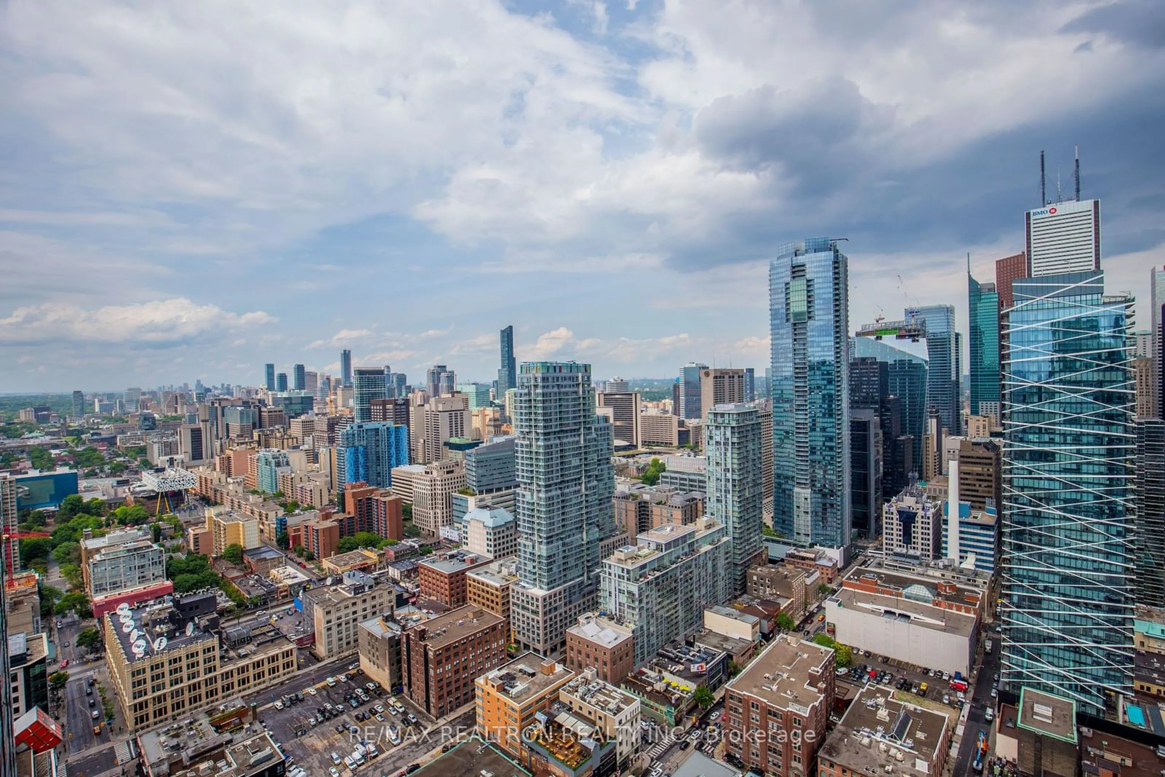 A pic from outside/outdoor area/front of a property/back of a property/a pic from drone, city buildings view from balcony for 80 John St #UPH3, Toronto Ontario M5V 3X4