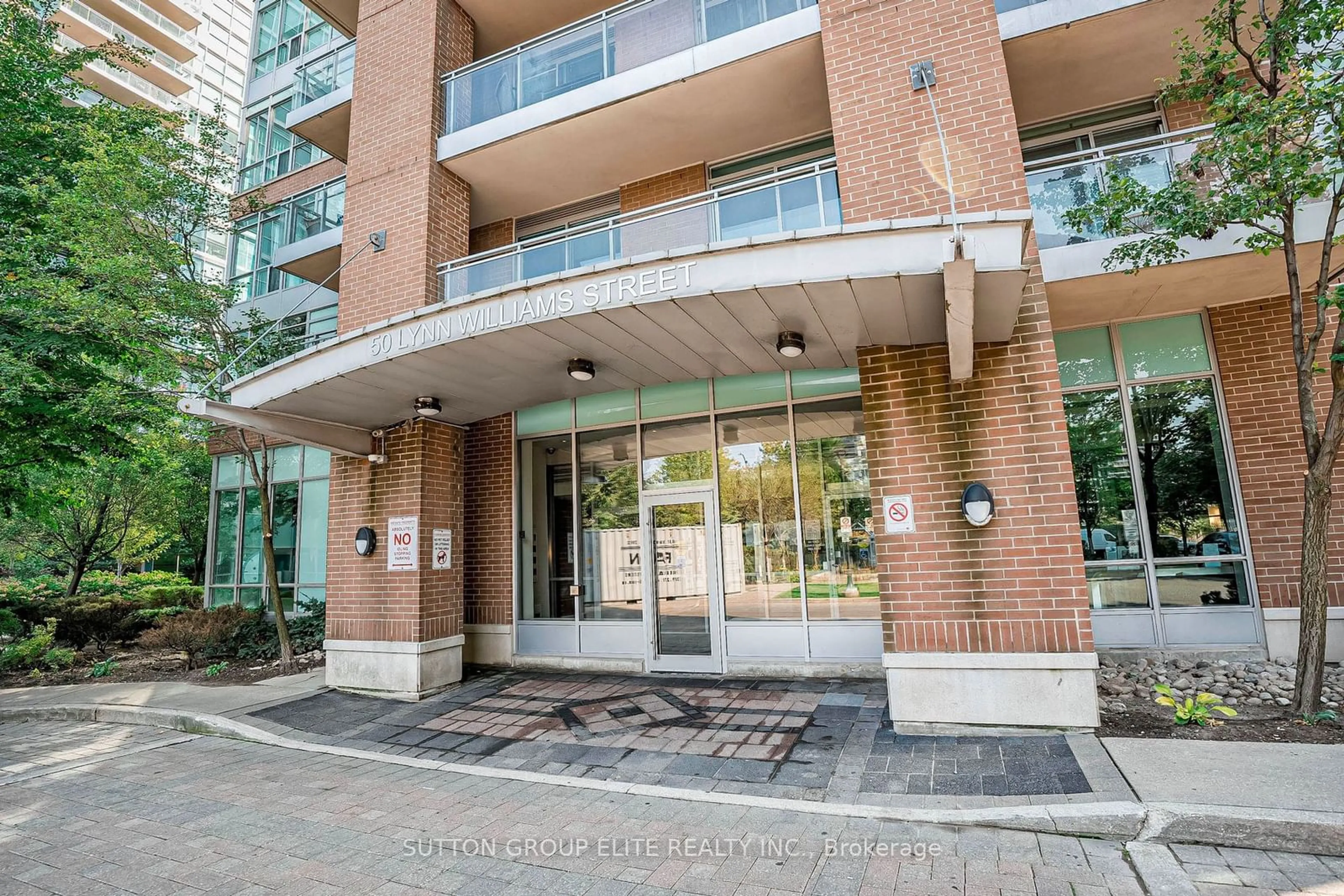 A pic from exterior of the house or condo for 50 Lynn Williams St #907, Toronto Ontario M6K 3R9