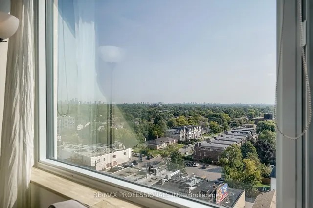 Additional image 14 of 3000 Bathurst St Unit 1205