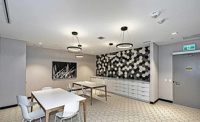 Additional property image - 6 Sonic Way Unit 2906