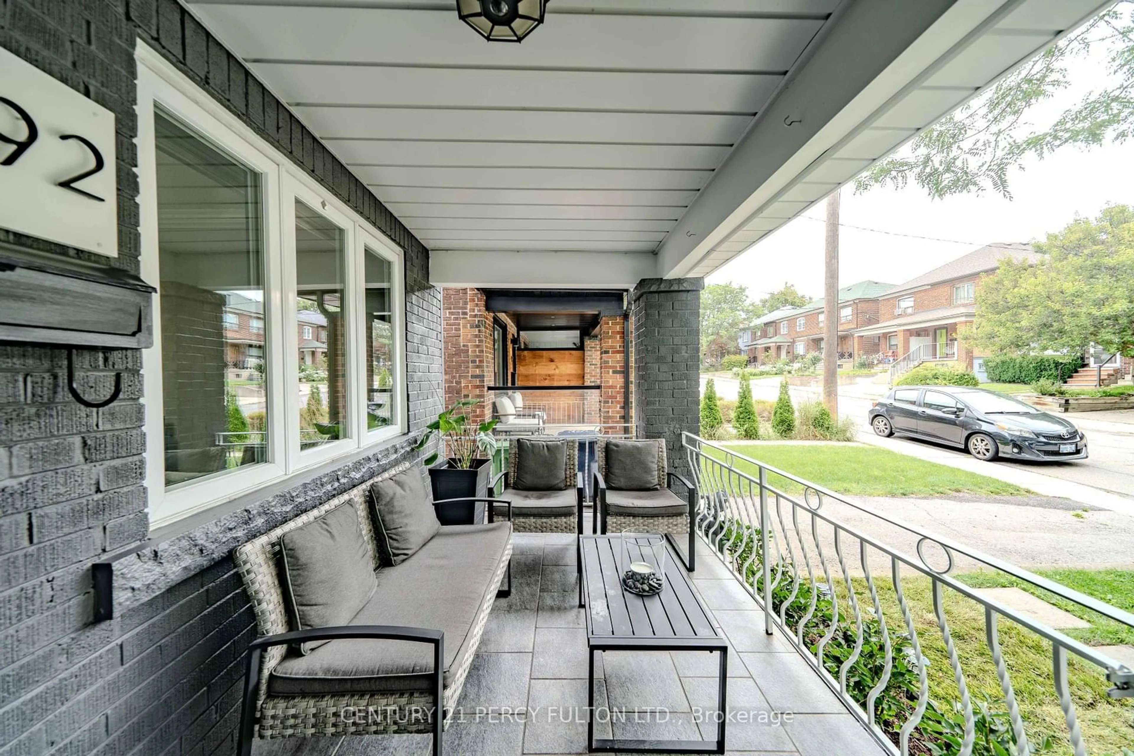 Patio, cottage for 292 Arlington Ave, Toronto Ontario M6C 2Z7