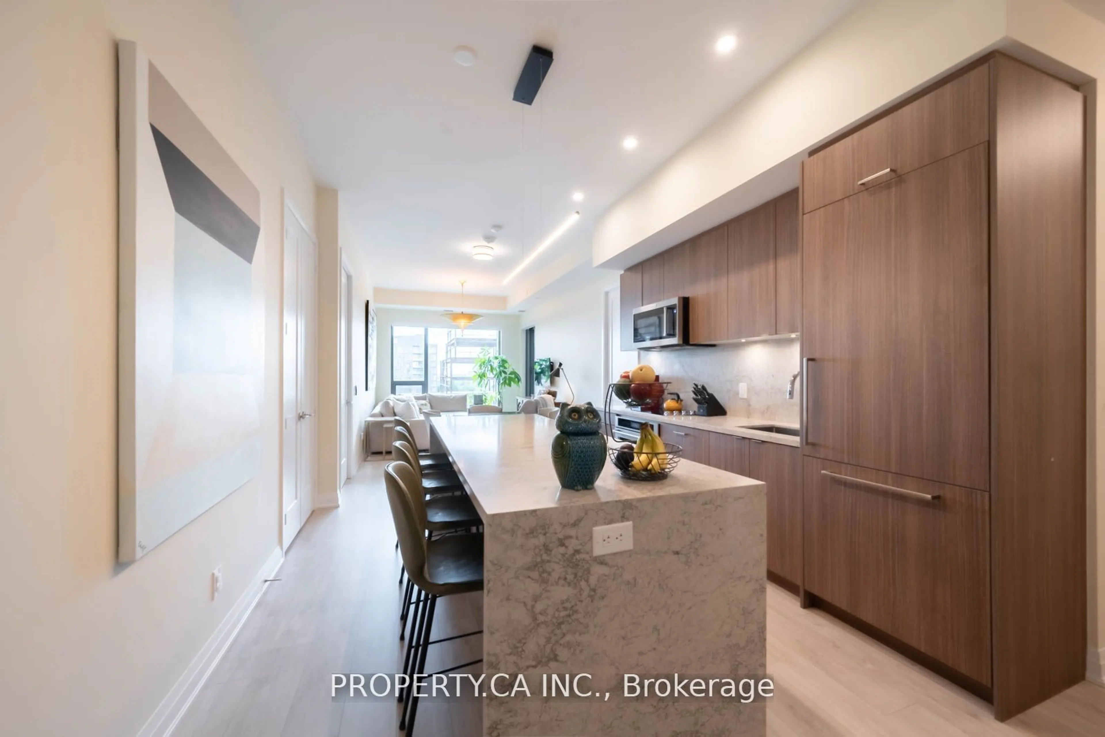 Contemporary kitchen for 280 Howland Ave #617, Toronto Ontario M5R 0C3