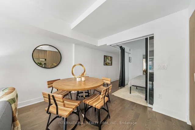 Additional property image - 955 Bay St Unit 617