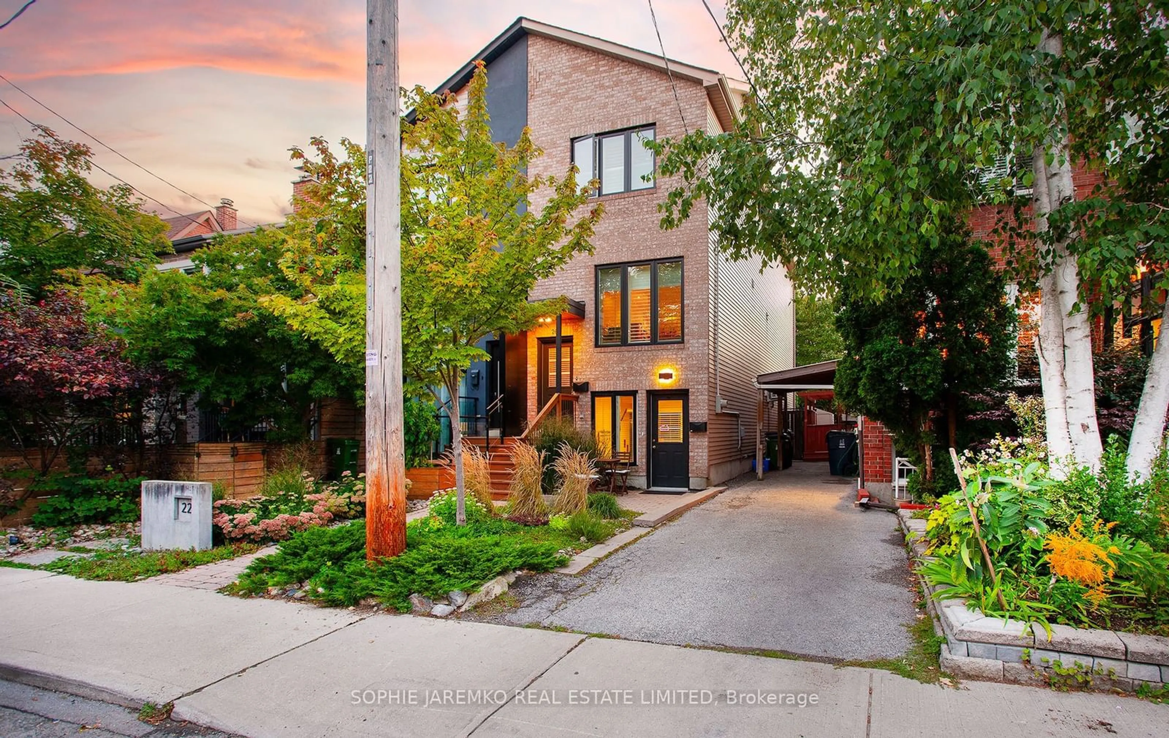 Home with brick exterior material for 26 Greensides Ave, Toronto Ontario M6G 3P6