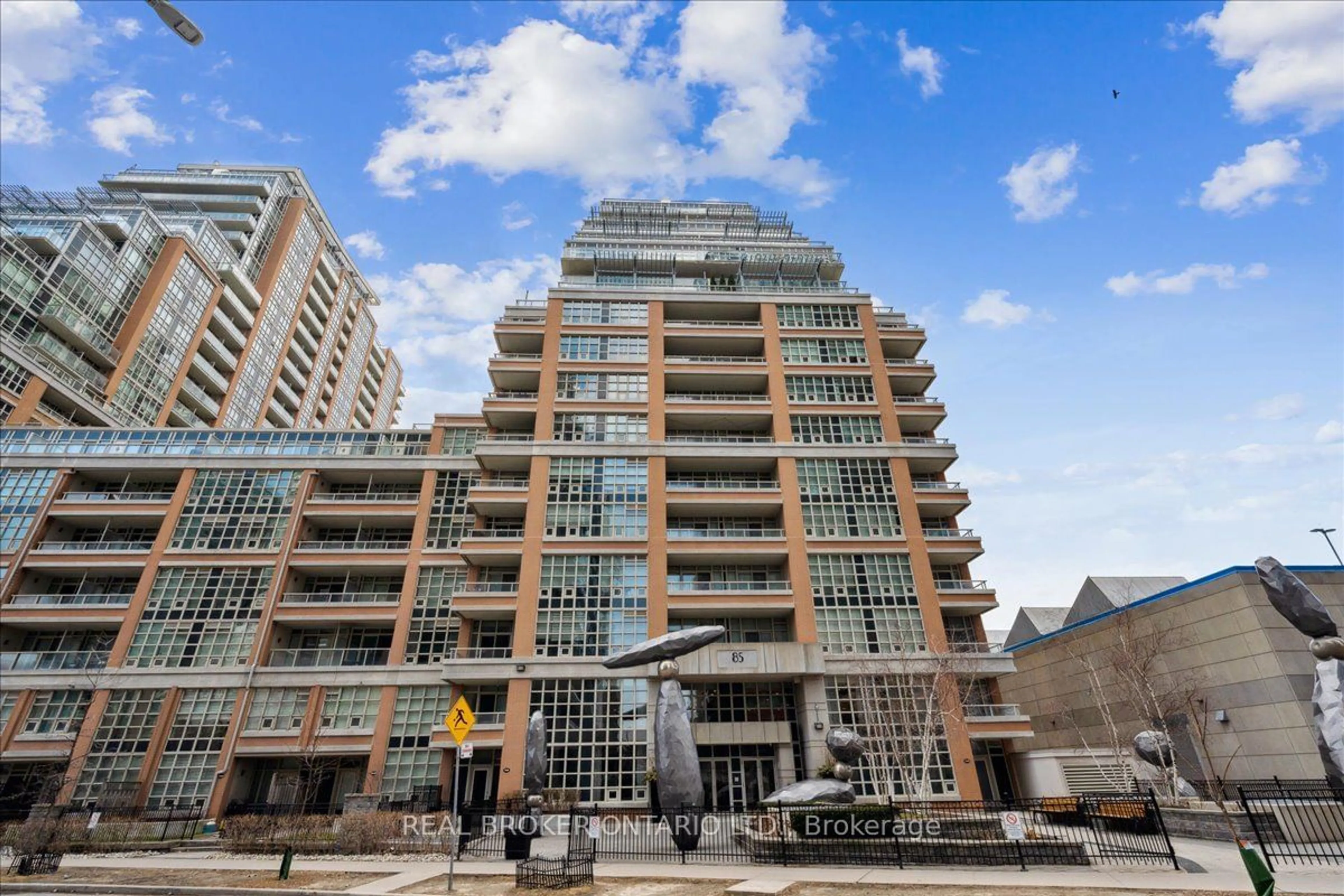 A pic from exterior of the house or condo for 85 East Liberty St #1319, Toronto Ontario M6K 3R4