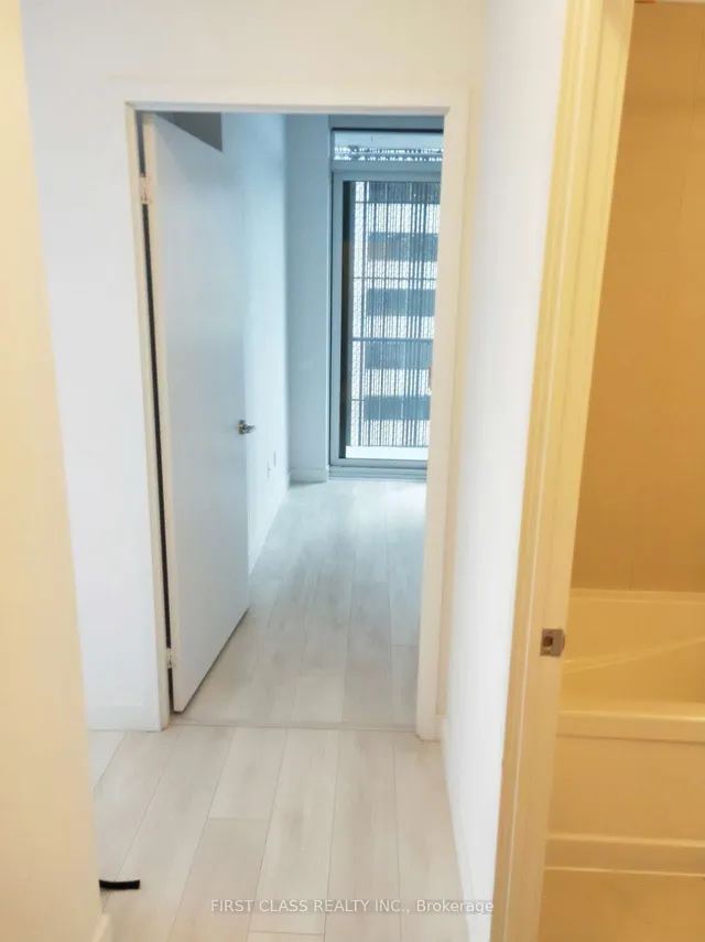 Additional property image - 8 Eglinton Ave Unit 2102