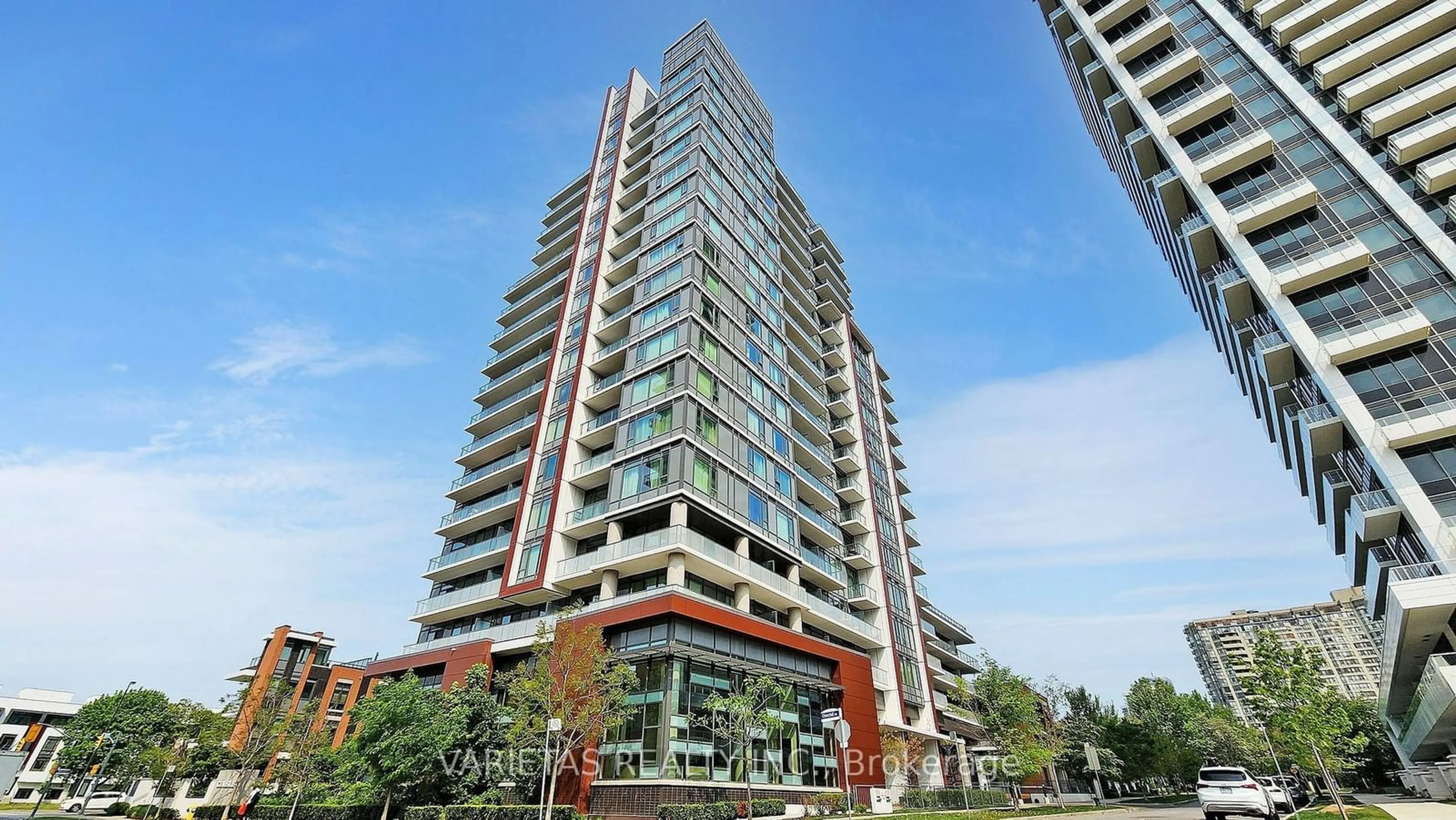 A pic from exterior of the house or condo, the front or back of building for 68 Canterbury Pl #1012, Toronto Ontario M2N 0H8