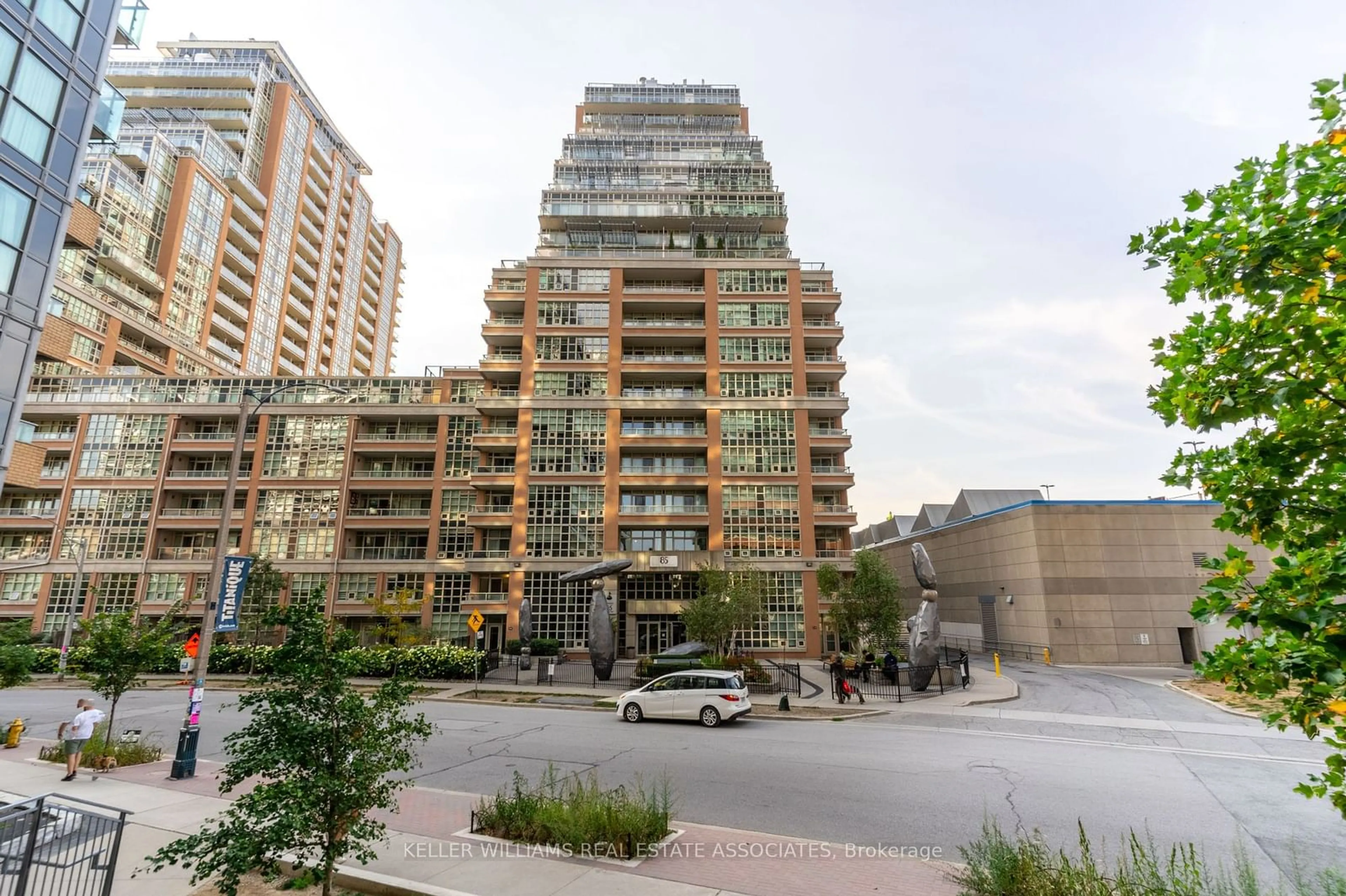 A pic from exterior of the house or condo for 85 East Liberty St #303, Toronto Ontario M6K 3R4