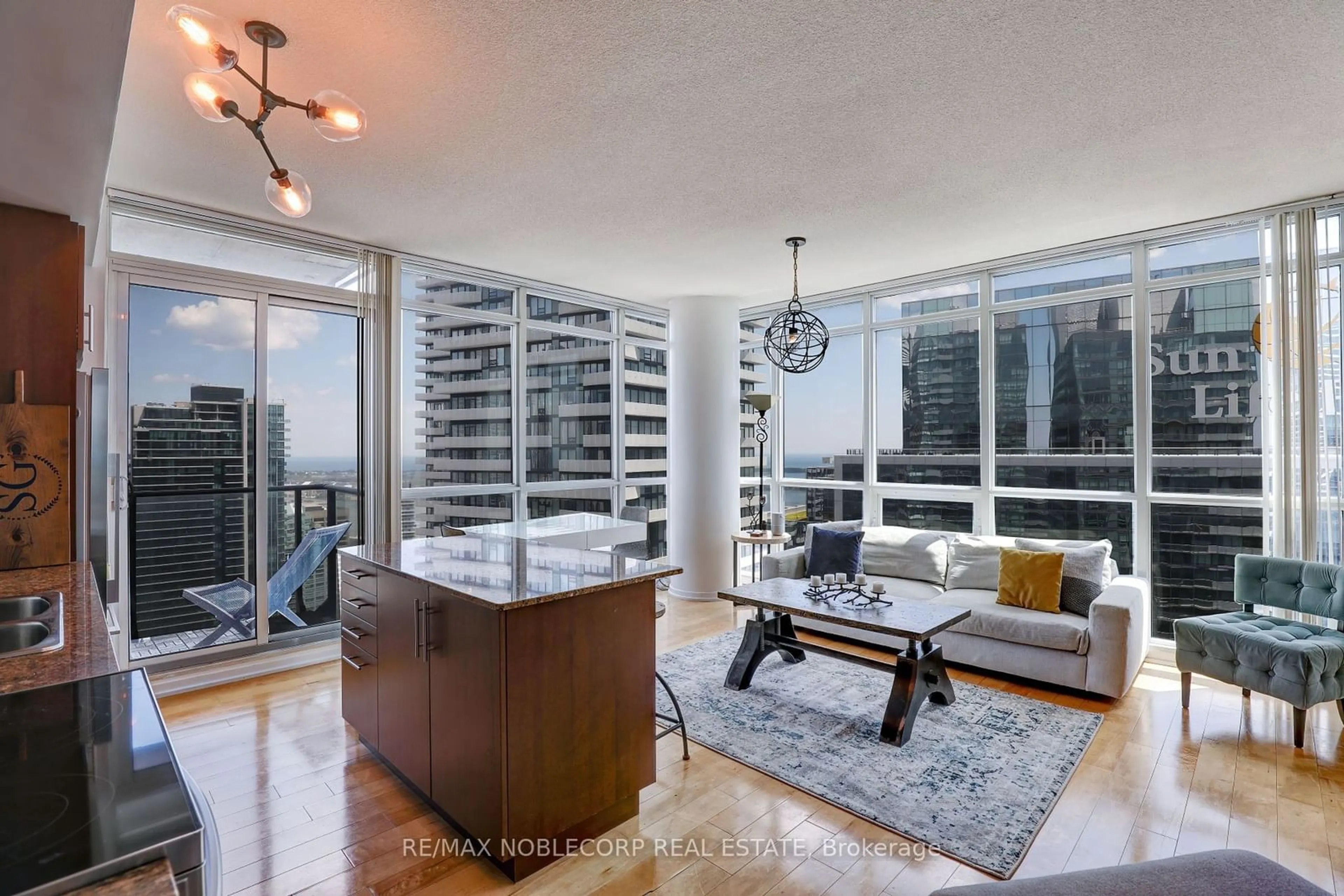 Living room for 55 Bremner Blvd #4407, Toronto Ontario M5J 0A6