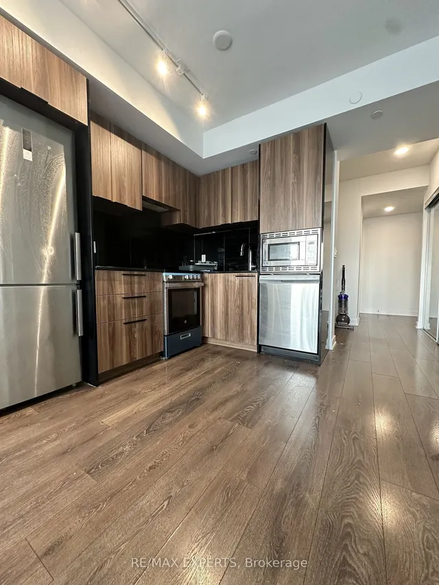 Additional property image - 501 Yonge St Unit 3213