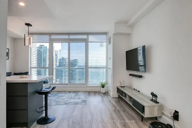 Additional property image - 8 York St Unit 3604
