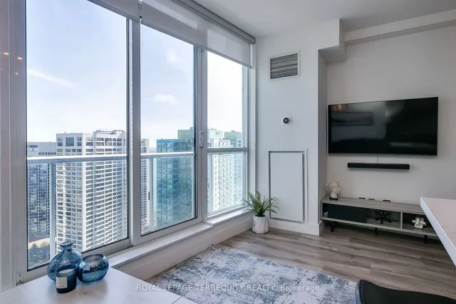 Additional property image - 8 York St Unit 3604