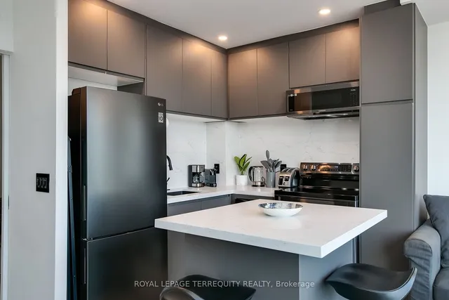 Additional property image - 8 York St Unit 3604
